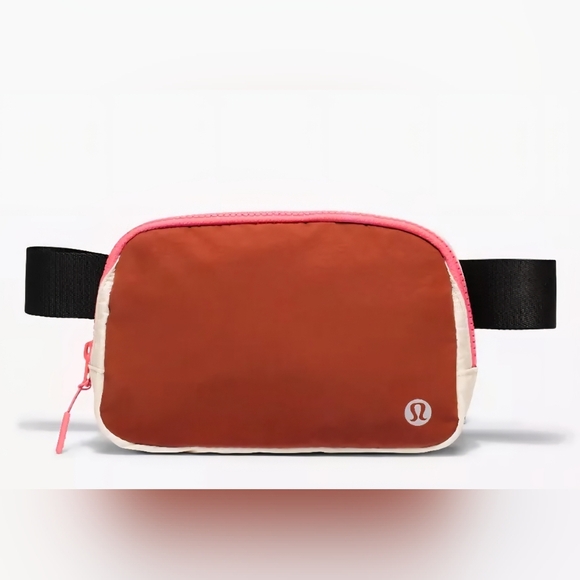 Lululemon Dark Terracota White Opal Preppy Everywhere Belt Bag 1 L Casual - Picture 1 of 9